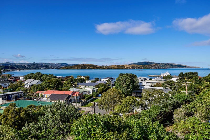 2 Gordon Road, Plimmerton, Porirua - Carousel 2