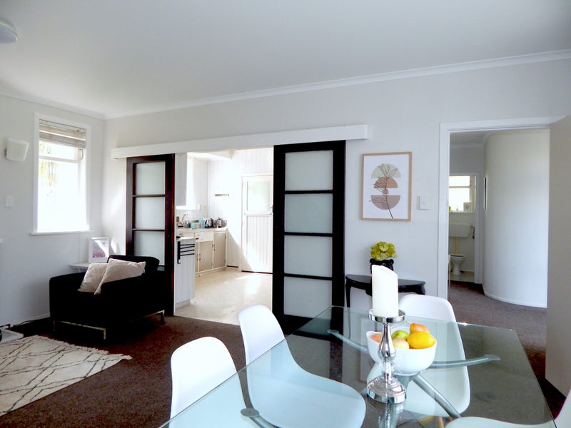 51 Camperdown Road, Miramar, Wellington - Carousel 2