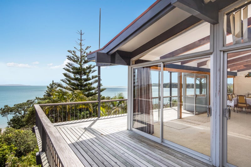 216 Vipond Road, Stanmore Bay, Whangaparaoa - Carousel 1