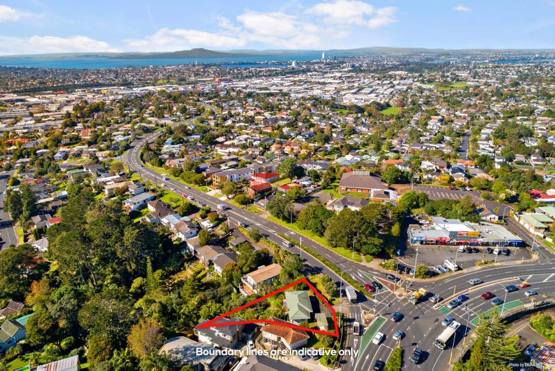 399 Wairau Road, Glenfield, Auckland - Carousel 1