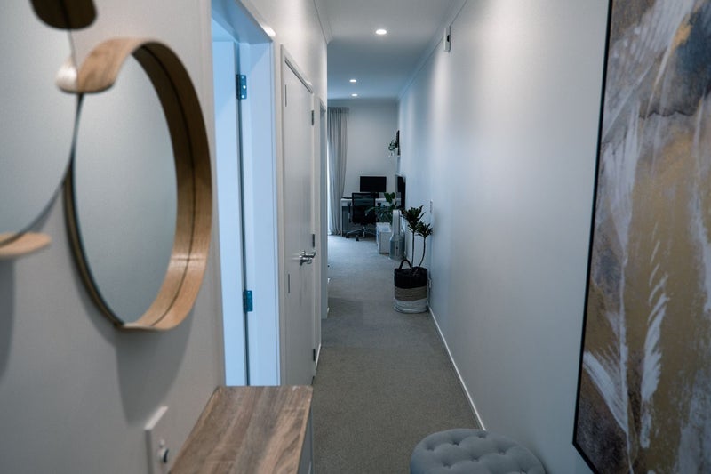 6 Contact Lane, Hobsonville, Auckland - Carousel 2