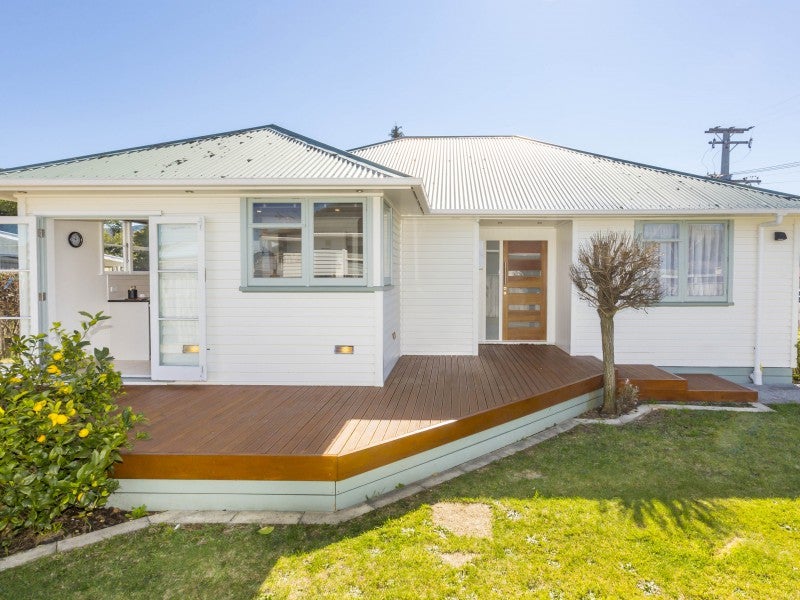 30A Ranfurly Street, Trentham, Upper Hutt - Carousel 1