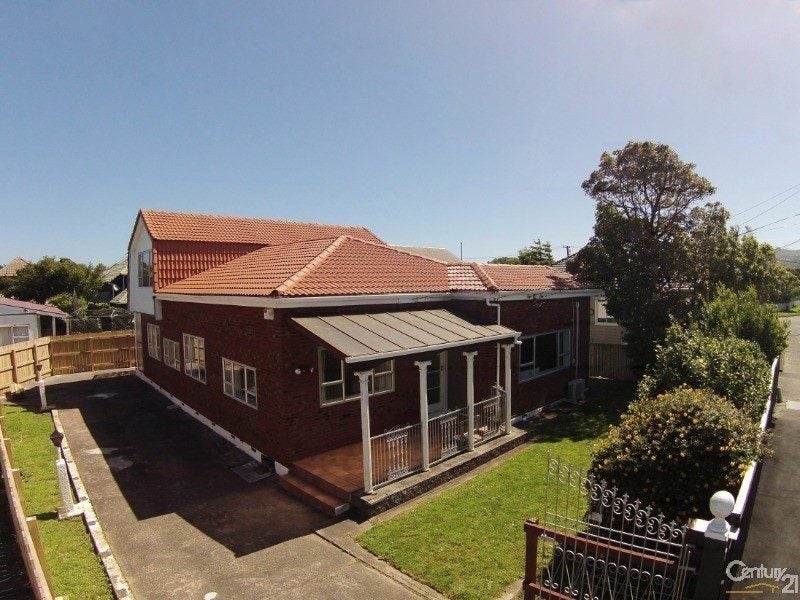 7 Whites Line West, Woburn, Lower Hutt - Carousel 1
