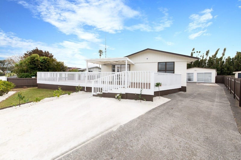 68 Friesian Drive, Mangere, Auckland - Carousel 2