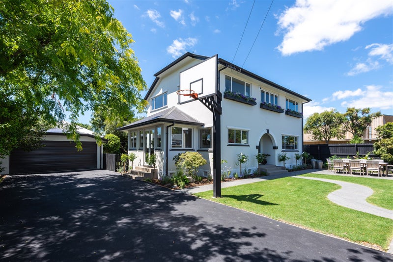 132 Caledonian Road, St Albans, Christchurch - Carousel 1