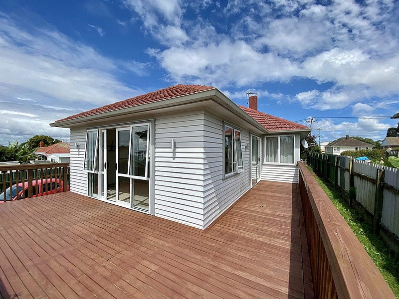 13 Ngarimu Road, Panmure, Auckland - Carousel 1