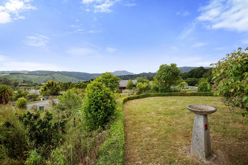 32 Mount Marua Drive, Timberlea, Upper Hutt - Carousel 13