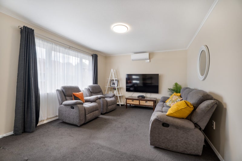 2/49A Shakespeare Avenue, Trentham, Upper Hutt - Carousel 2