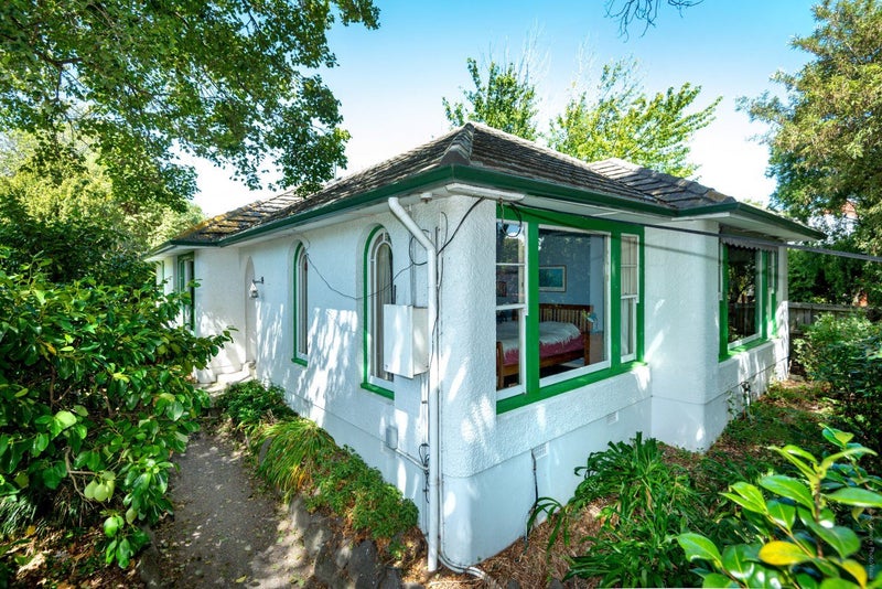 37 Aynsley Terrace, Hillsborough, Christchurch - Carousel 1