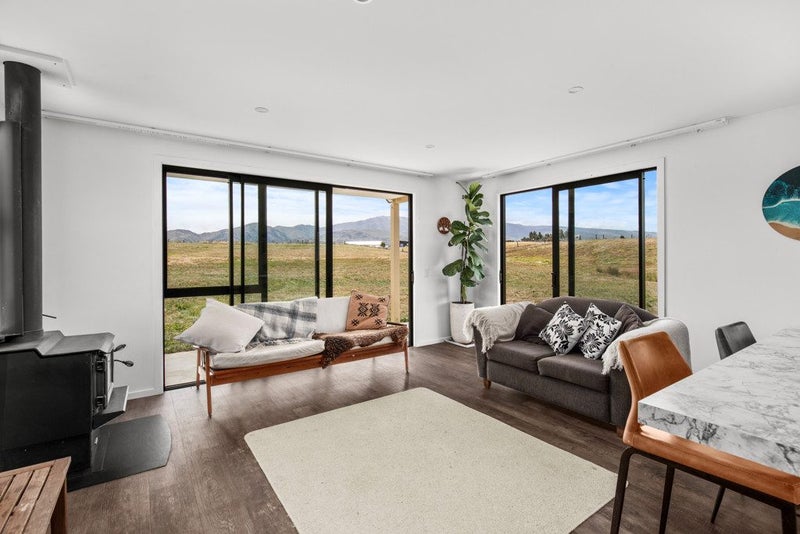 20 Golden Heights Road, SPRINGVALE, ALEXANDRA - Carousel 2