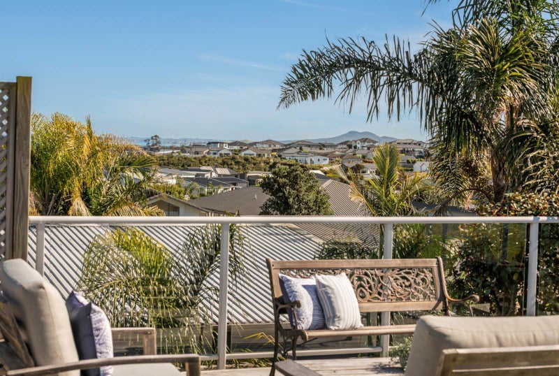 25 Kaiawa Street, Beachlands, Auckland - Carousel 46