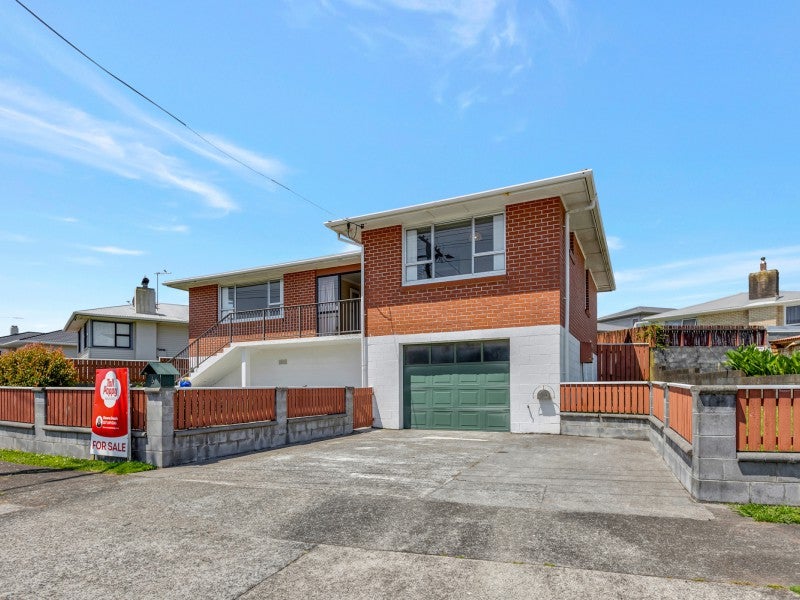 6 Rospeath Crescent, Spotswood, New Plymouth - Carousel 2