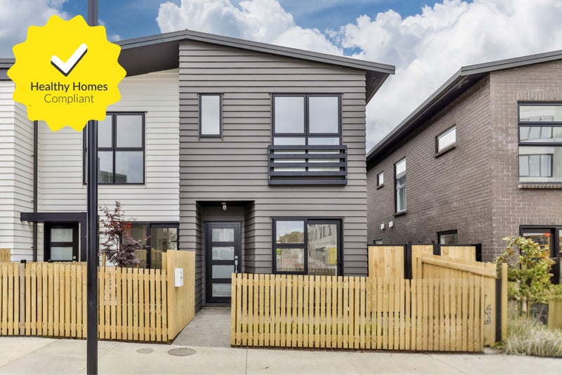 44 Rauemi Way, Te Atatū South, Auckland - Carousel 1