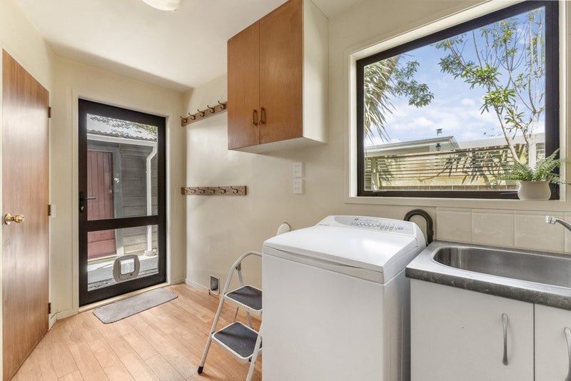 14A Epuni Street, Hutt Central, Lower Hutt - Carousel 35