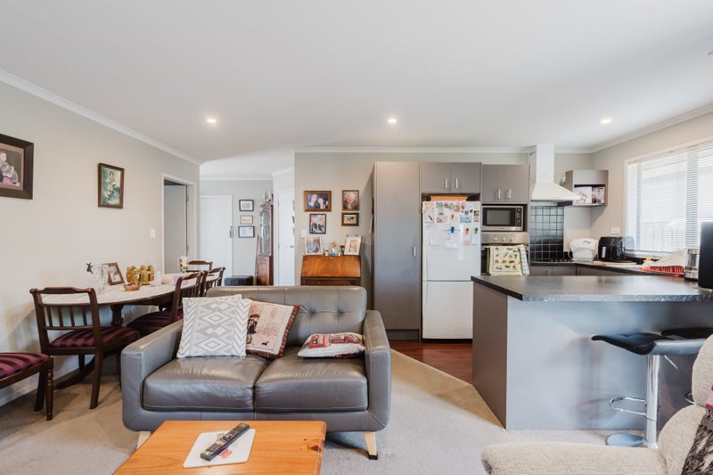 12A Paterson Street, Frankton, Hamilton - Carousel 21