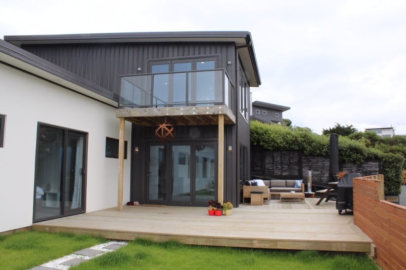 111G Cliffs Road, Saint Clair, Dunedin - Carousel 1