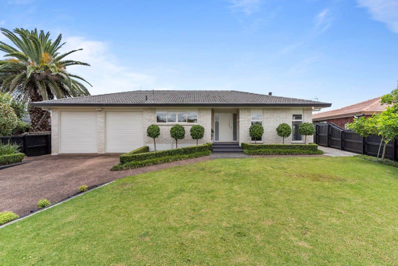 12 Rippleside Place, Pahurehure, Papakura - Carousel 2