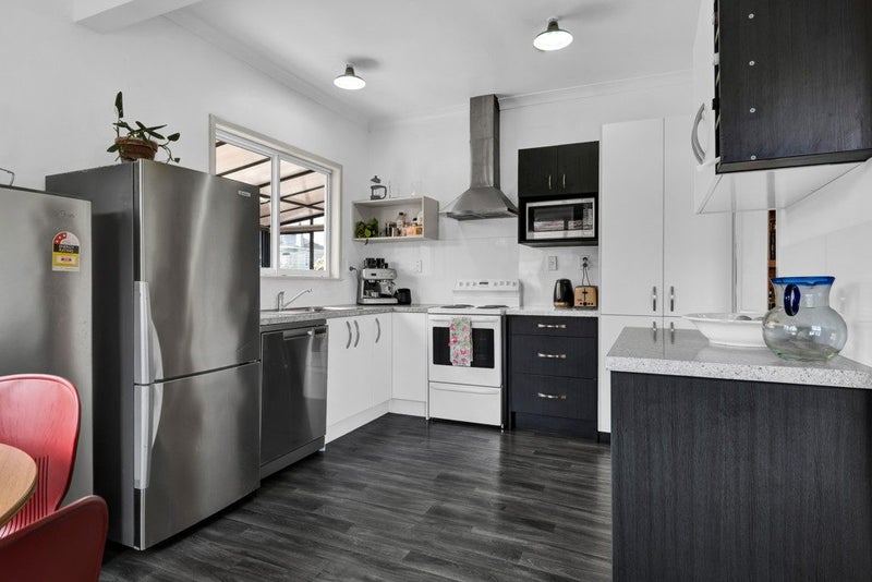 23 Waimea Street, Westown, New Plymouth - Carousel 2