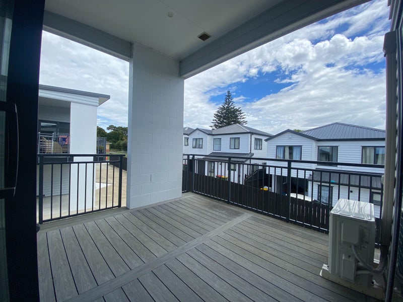 11C Tawa Crescent, Manurewa, Auckland - Carousel 11