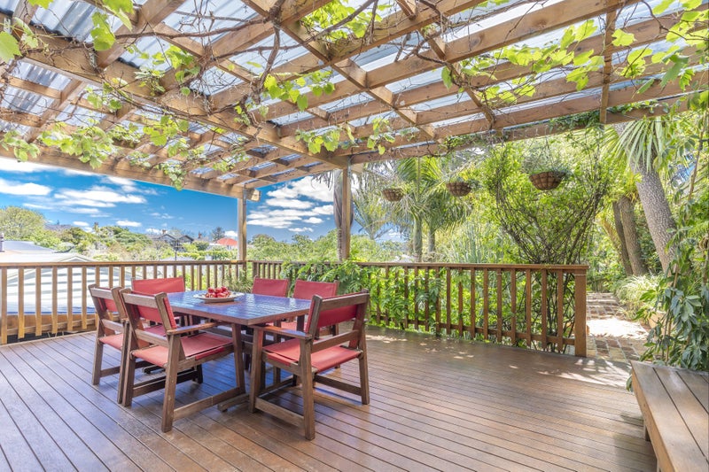 91 Crummer Road, Grey Lynn, Auckland - Carousel 2