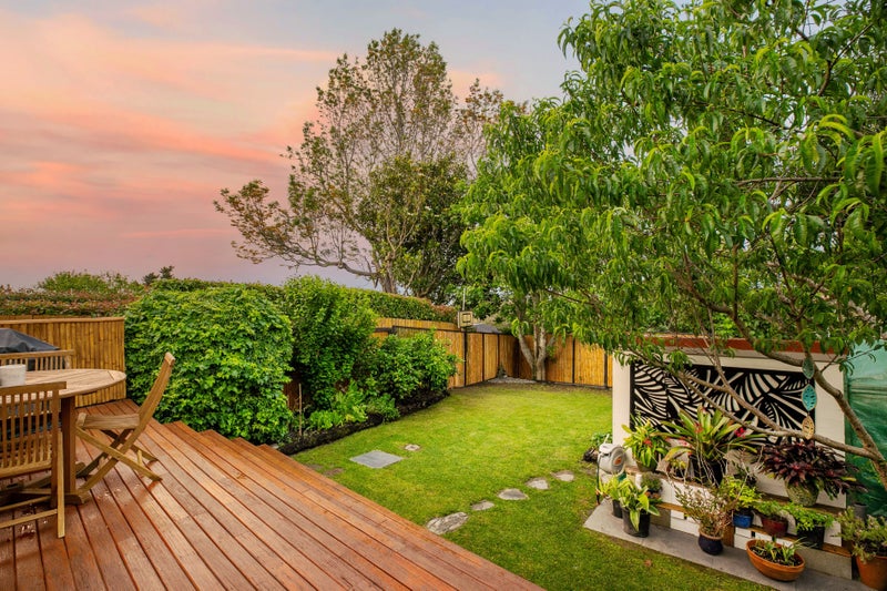 9 Hemington Street, Waterview, Auckland - Carousel 2