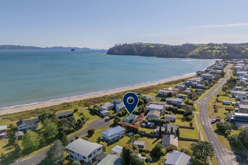 14 Endeavour Place, Cooks Beach, Whitianga - Carousel 1