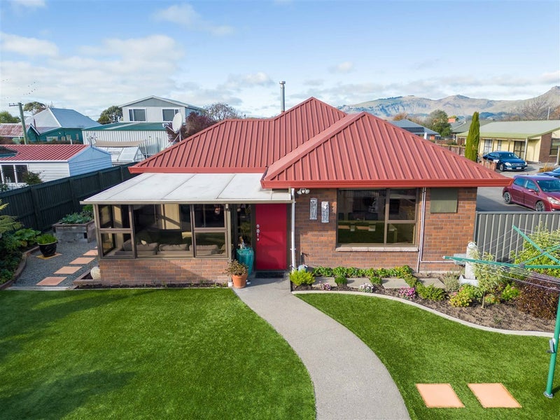5 Flaxwood Lane, Waltham, Christchurch - Carousel 2