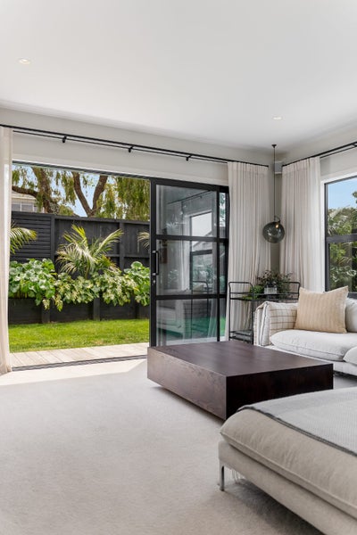 1A Emerson Street, St Heliers, Auckland - Carousel 25