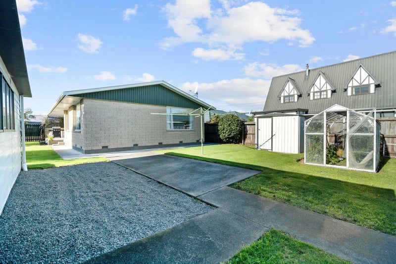 10 Seymour Street, Hornby, Christchurch - Carousel 23