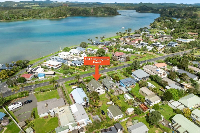 1843 Ngunguru Road, Ngunguru, Whangarei - Carousel 1