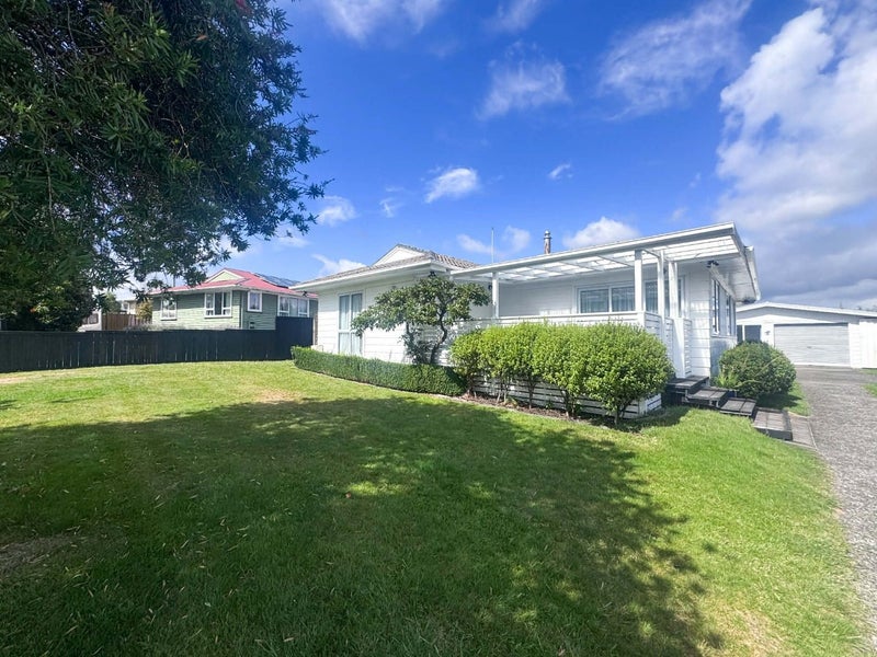 12 Tennyson Drive, Owhata, Rotorua - Carousel 2