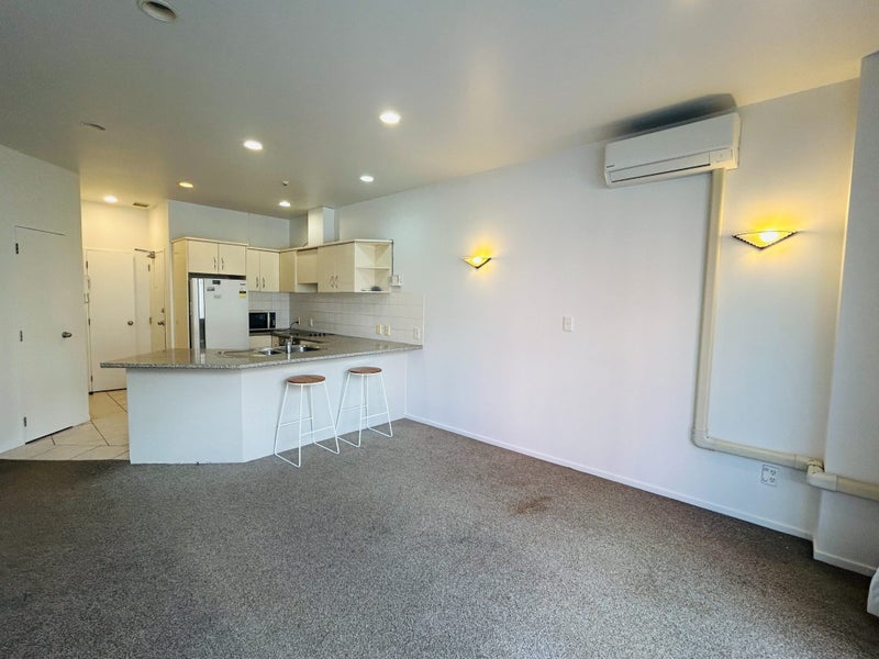 1O/72 Wellesley Street West, Auckland Central, Auckland - Carousel 2