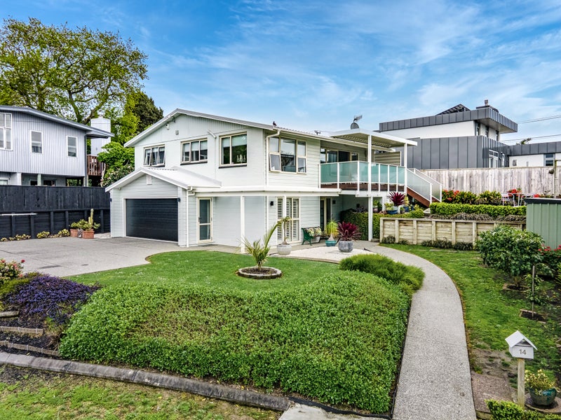 14 Luplau Crescent, Cockle Bay, Auckland - Carousel 2