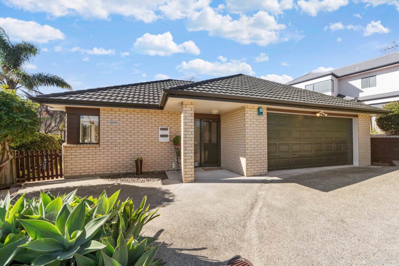 4A STEPHANIE CL, Glenfield, Auckland - Carousel 2
