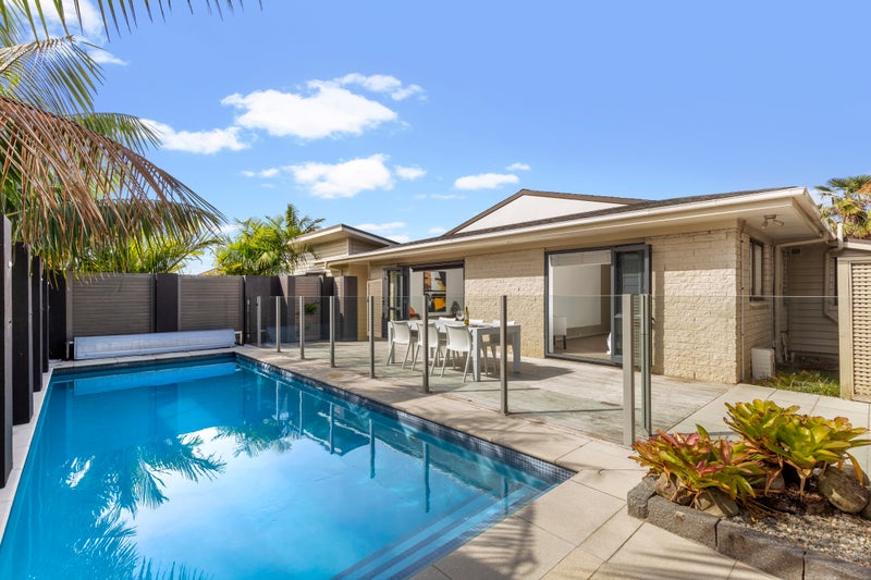 6 Chip Grove, Sunnyhills, Auckland - Carousel 2