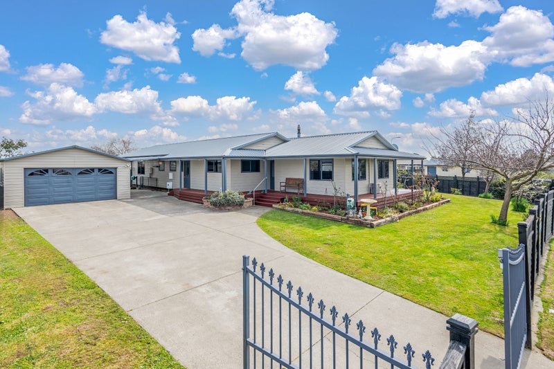 77 Rhodes Drive, Kelvin Grove, Palmerston North - Carousel 1