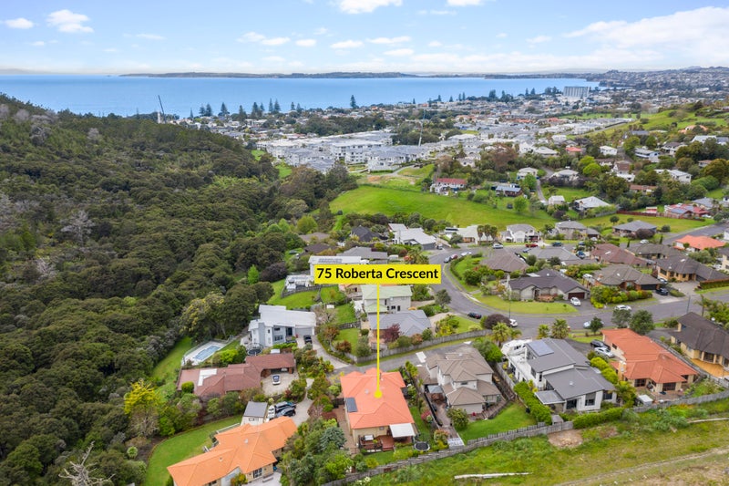 75 Roberta Crescent, Orewa, Orewa - Carousel 23