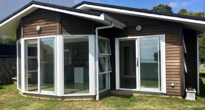 10B Rogers Avenue, Eastern Beach, Auckland - Carousel 1