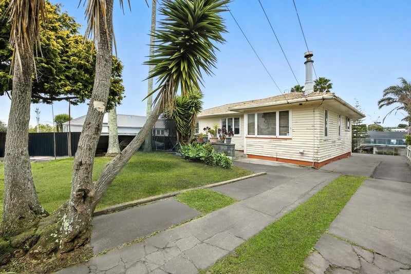 73 Commissariat Road, Mount Wellington, Auckland - Carousel 2