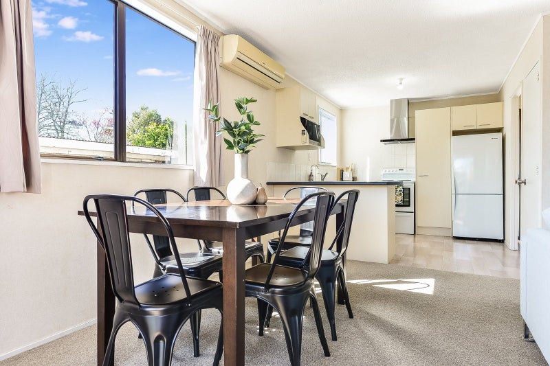 8B Edinburgh Road, Hillcrest, Hamilton - Carousel 2