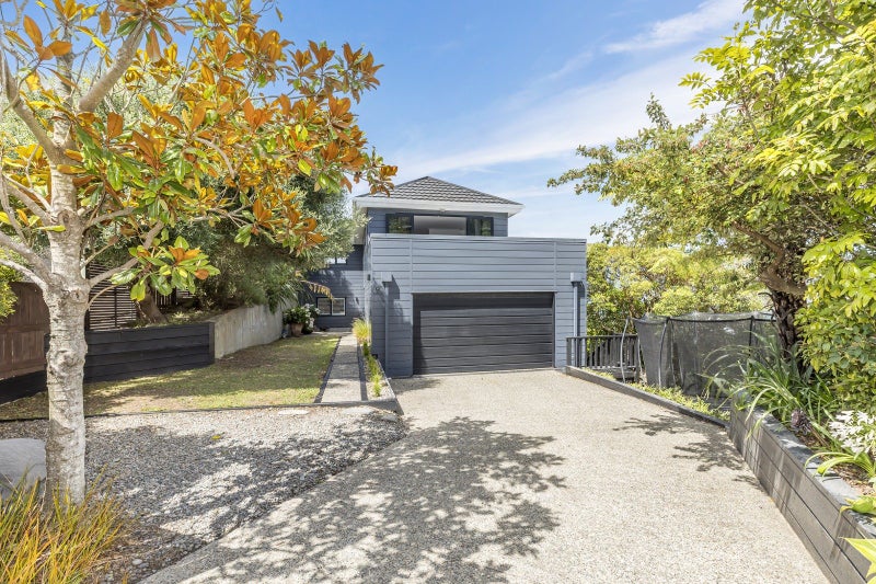 5 Inverell Way, Seatoun, Wellington - Carousel 1