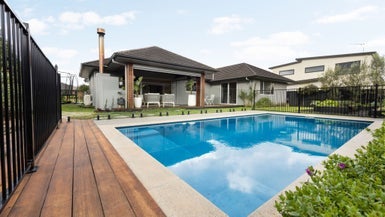 32 Glaisdale Crescent, Flagstaff, Hamilton - Carousel 1