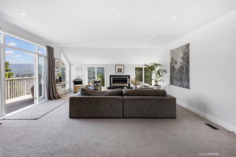 77 Madras Street, Khandallah, Wellington - Carousel 2