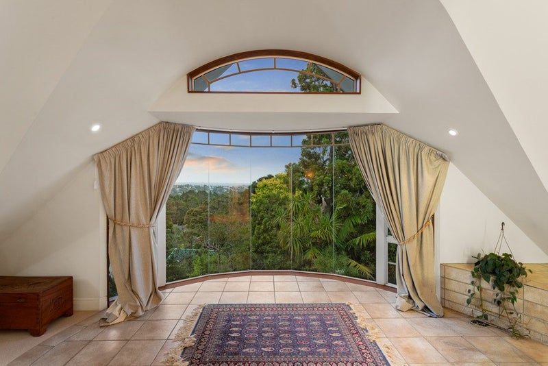 52 Daffodil Street, Titirangi, Auckland - Carousel 1