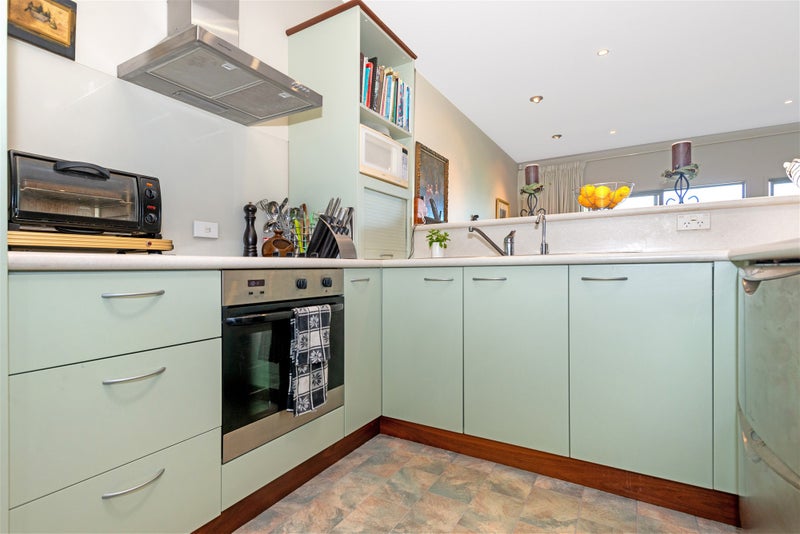 14/100 Customhouse Street, Gisborne, Gisborne - Carousel 2