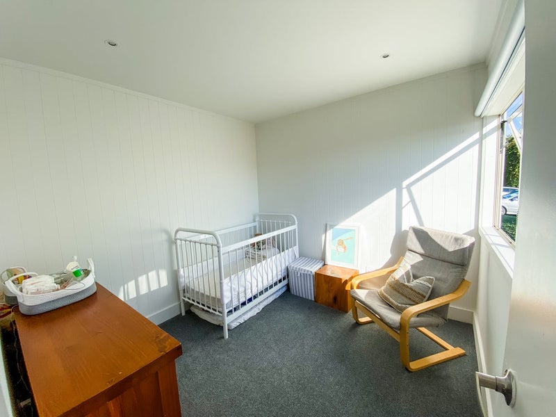 11 Ladies Mile, Manly, Whangaparaoa - Carousel 1