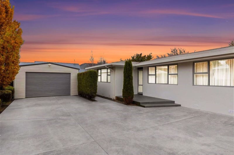 2/57 Mcfaddens Road, St Albans, Christchurch - Carousel 1