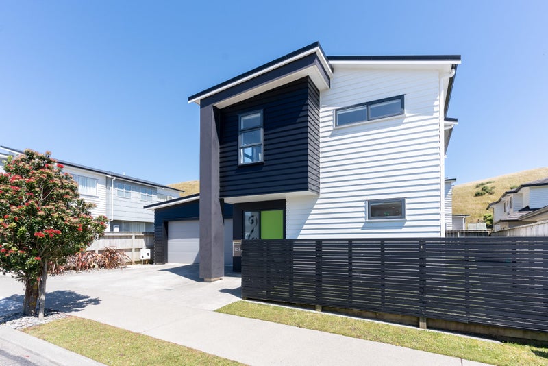 185A McLintock Street, Johnsonville, Wellington - Carousel 1