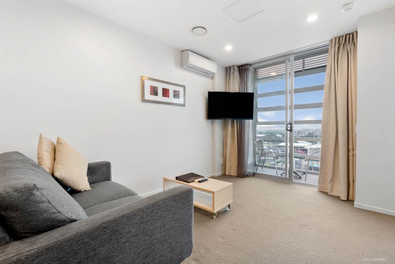 1205/17 Osterley Way, MANUKAU, AUCKLAND - Carousel 1