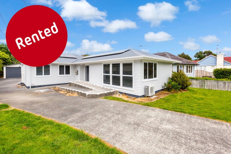 11 Marion Street, Silverstream, Upper Hutt - Carousel 1